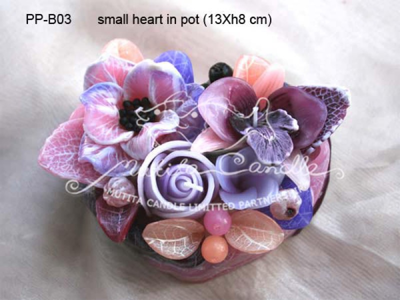 เทียนหอม เดชอุดม :  PINK PURPLE COLOUR B|orienatal flower candles from Thailand for any ocassions
WILD FLOWER CANDLES IN MYSTERIOUS COLOUR|PP-B03|small heart pot 13 x h 8 cm