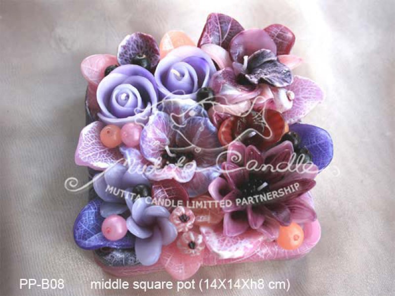 เทียนหอม เดชอุดม :  PINK PURPLE COLOUR B|orienatal flower candles from Thailand for any ocassions
WILD FLOWER CANDLES IN MYSTERIOUS COLOUR|PP-B08|middle square pot 14 x 14 x h 8 cm