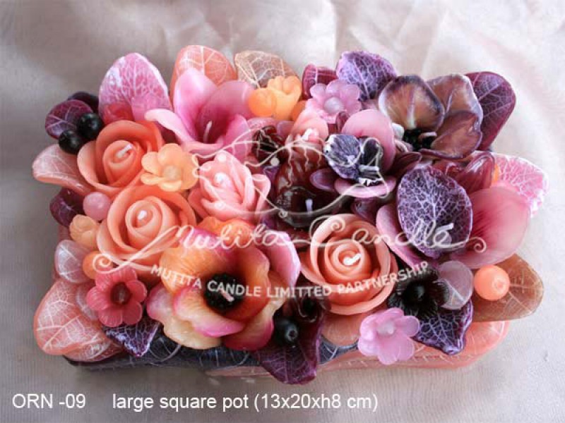 เทียนหอม เดชอุดม :  ORANGE ROSE NEW|Flower candles from Thailand for any ocassions
WILD FLOWER CANDLES IN HARZEL WOOD STYLE|ORN-09|large square pot 13 x 20 x h 8 cm